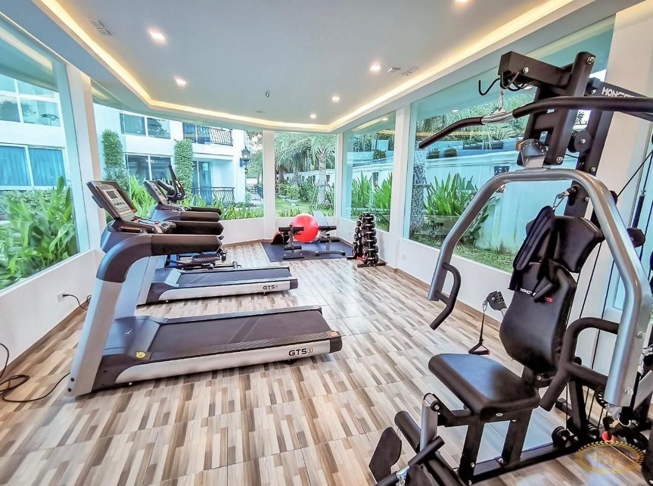 Apartment Center Luxurious Garden 2 Pattaya
