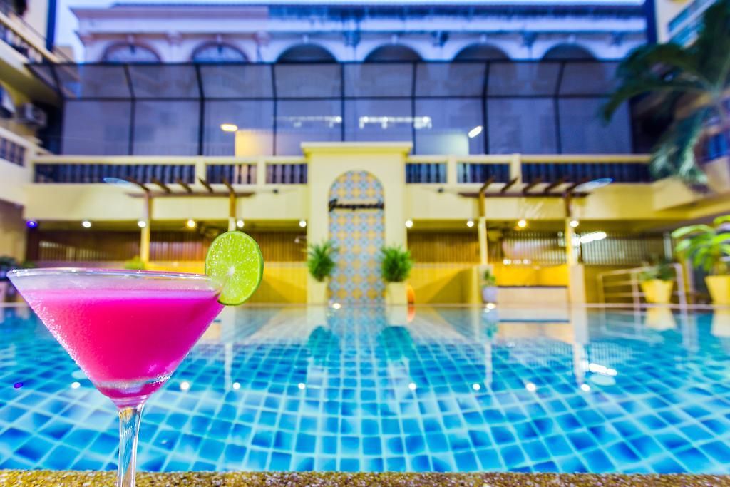 โรงแรม Zing & 3*