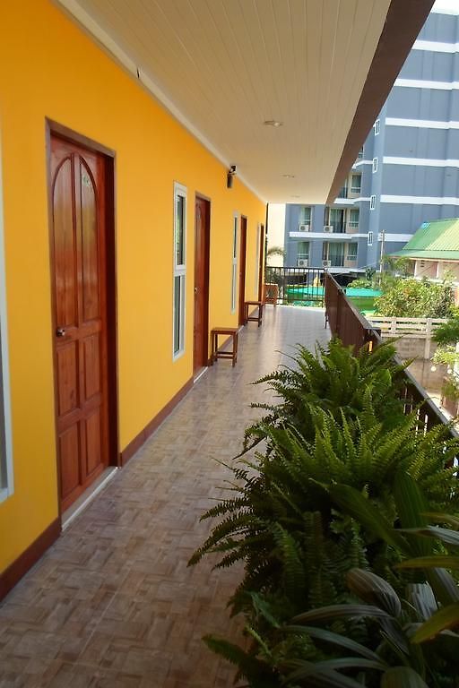 โรงแรม The Moonlight Place 3*