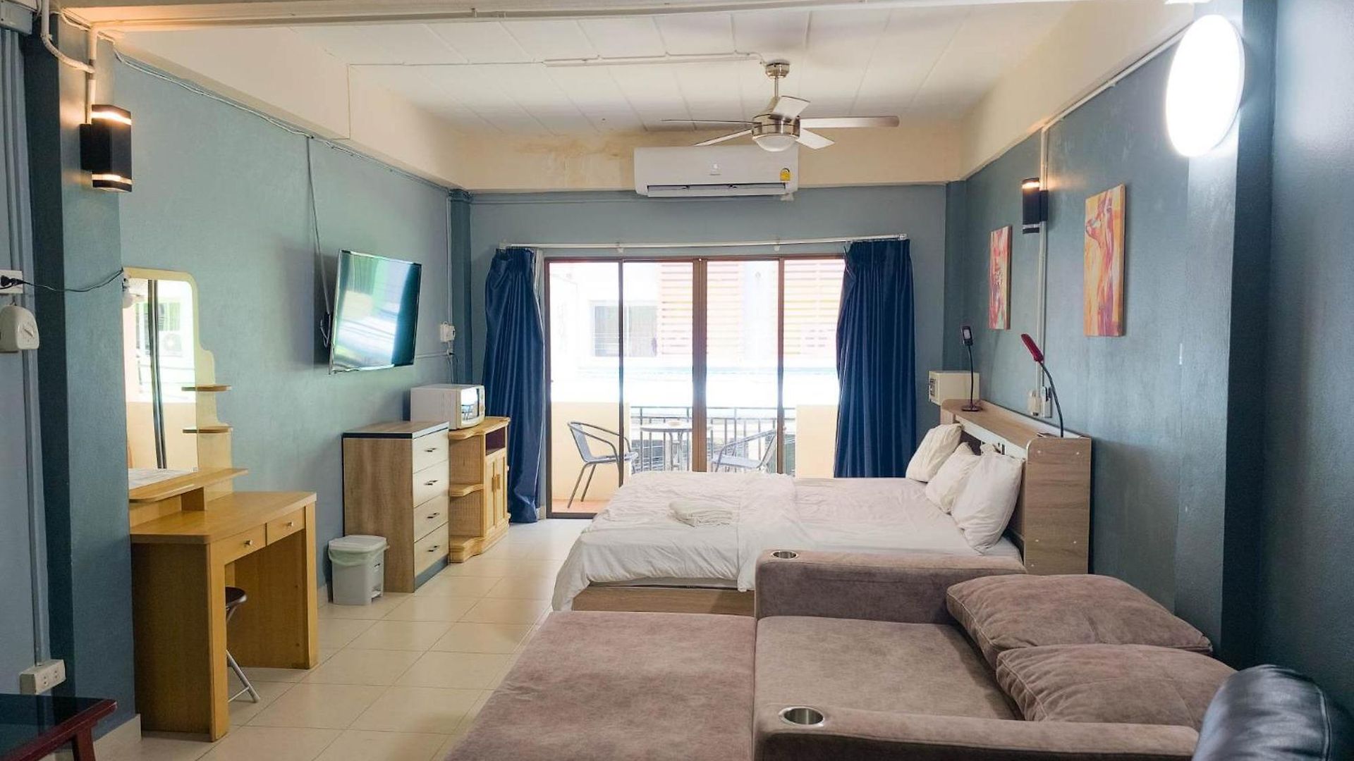 Nieuw Vlaanderen ที่พักพร้อมอาหารเช้า Pattaya