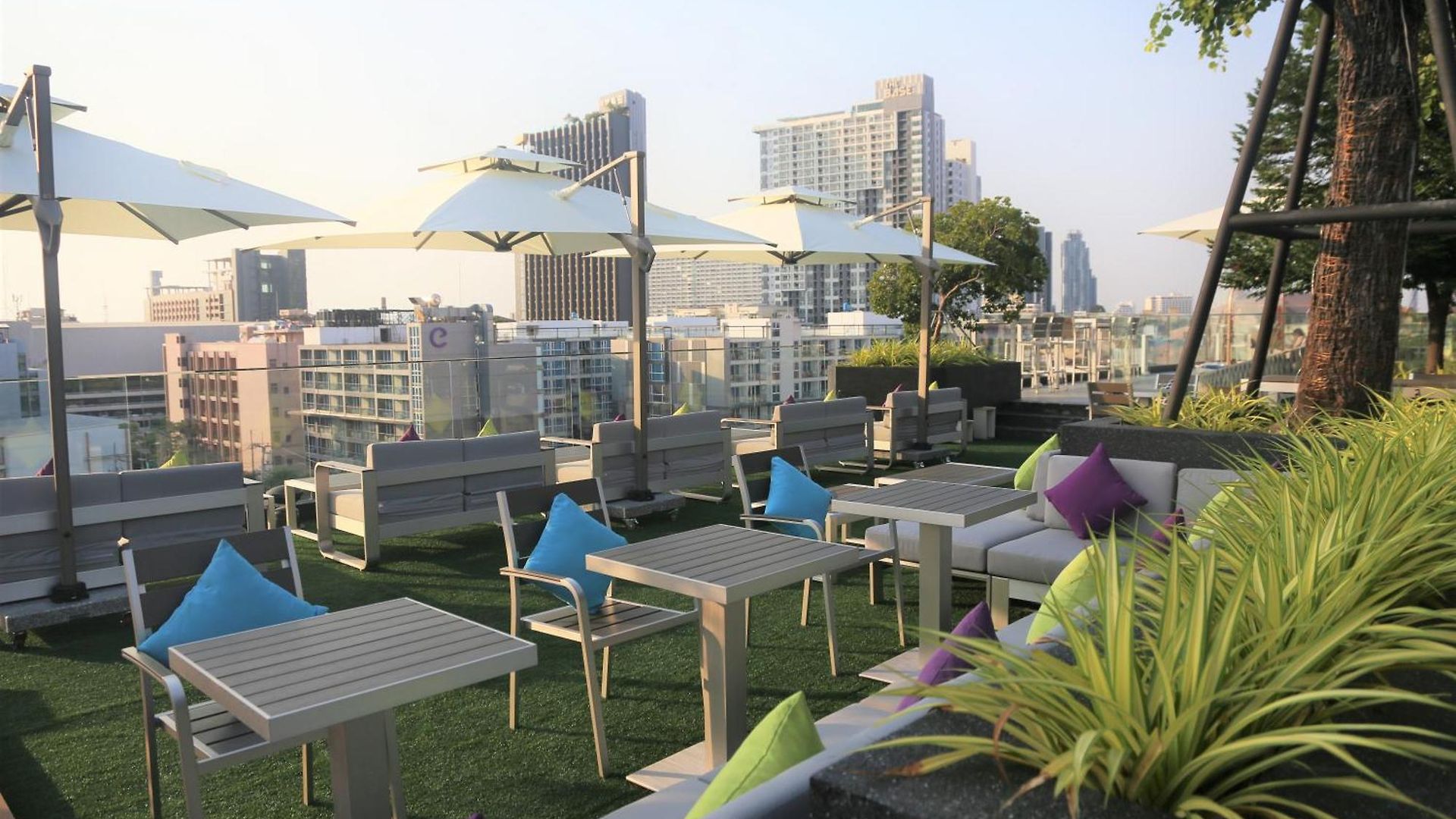 โรงแรม Amethyst