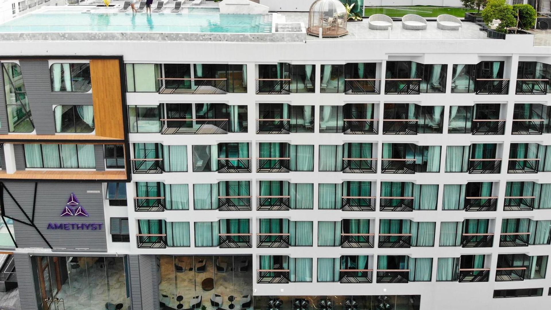 Amethyst โรงแรม 4*