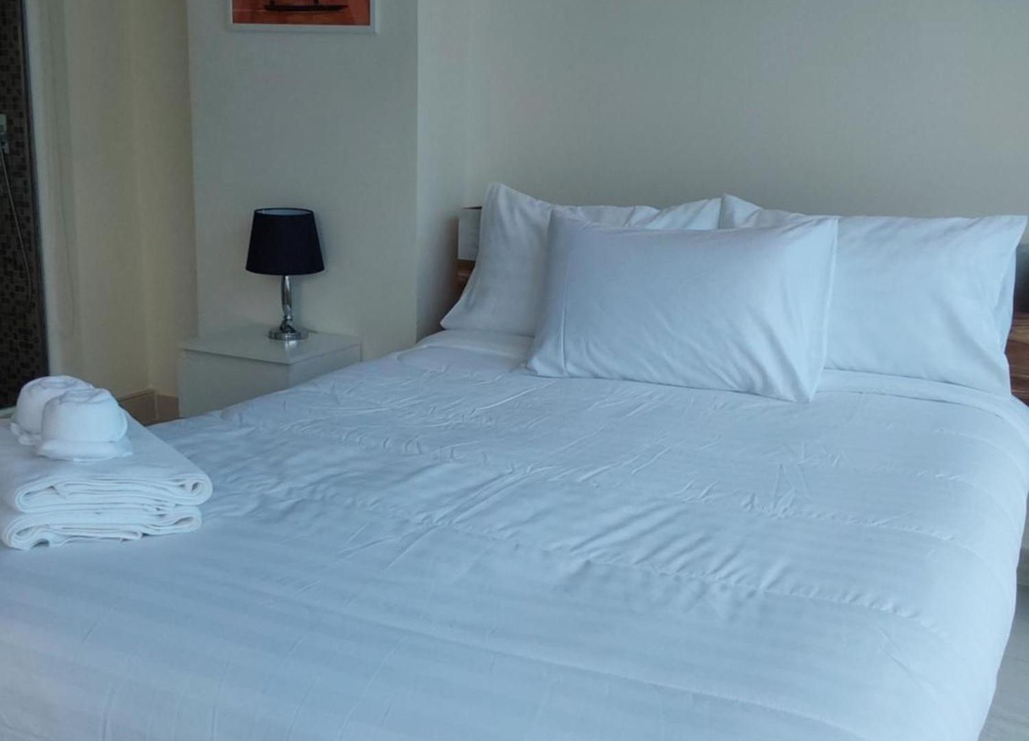 Grand Avenue, 2 Bed-/ 2 Bathroom, 70 Sqm, Pool View Pattaya