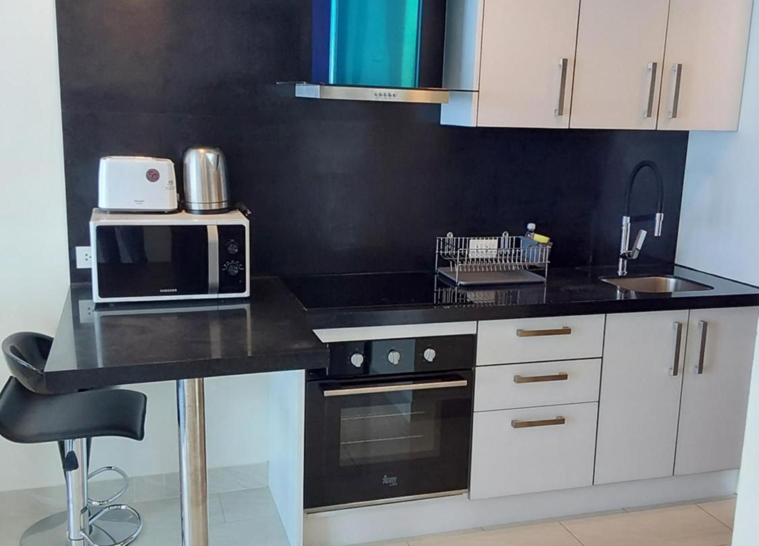 Grand Avenue, 2 Bed-/ 2 Bathroom, 70 Sqm, Pool View Pattaya