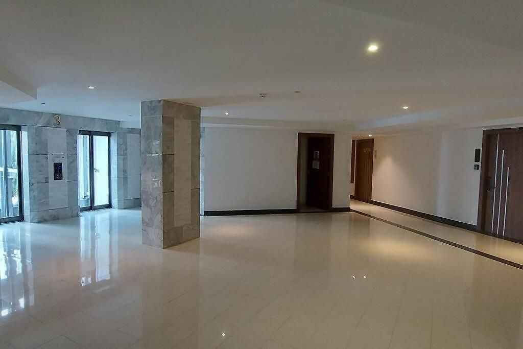 อพาร์ทเม้น Grand Avenue Pattaya, Luxury Condo, 50sqm, Pool View *