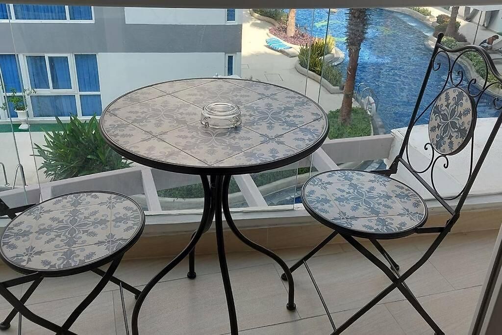 อพาร์ทเม้น Grand Avenue Pattaya, Luxury Condo, 50sqm, Pool View Pattaya