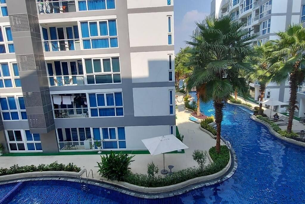 Grand Avenue Pattaya, Luxury Condo, 50sqm, Pool View อพาร์ทเม้น Pattaya