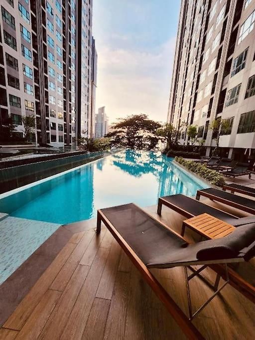 อพาร์ทเม้น Pattaya, Sky Pool And Next To The