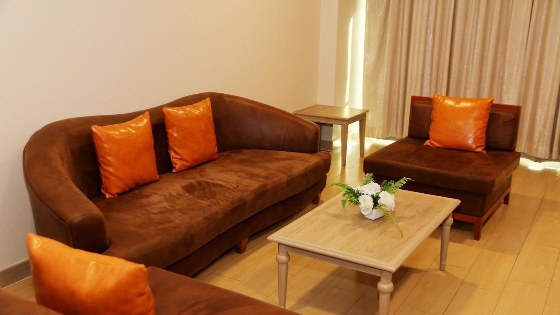 Crystal Palace Luxury Hotel 5*
