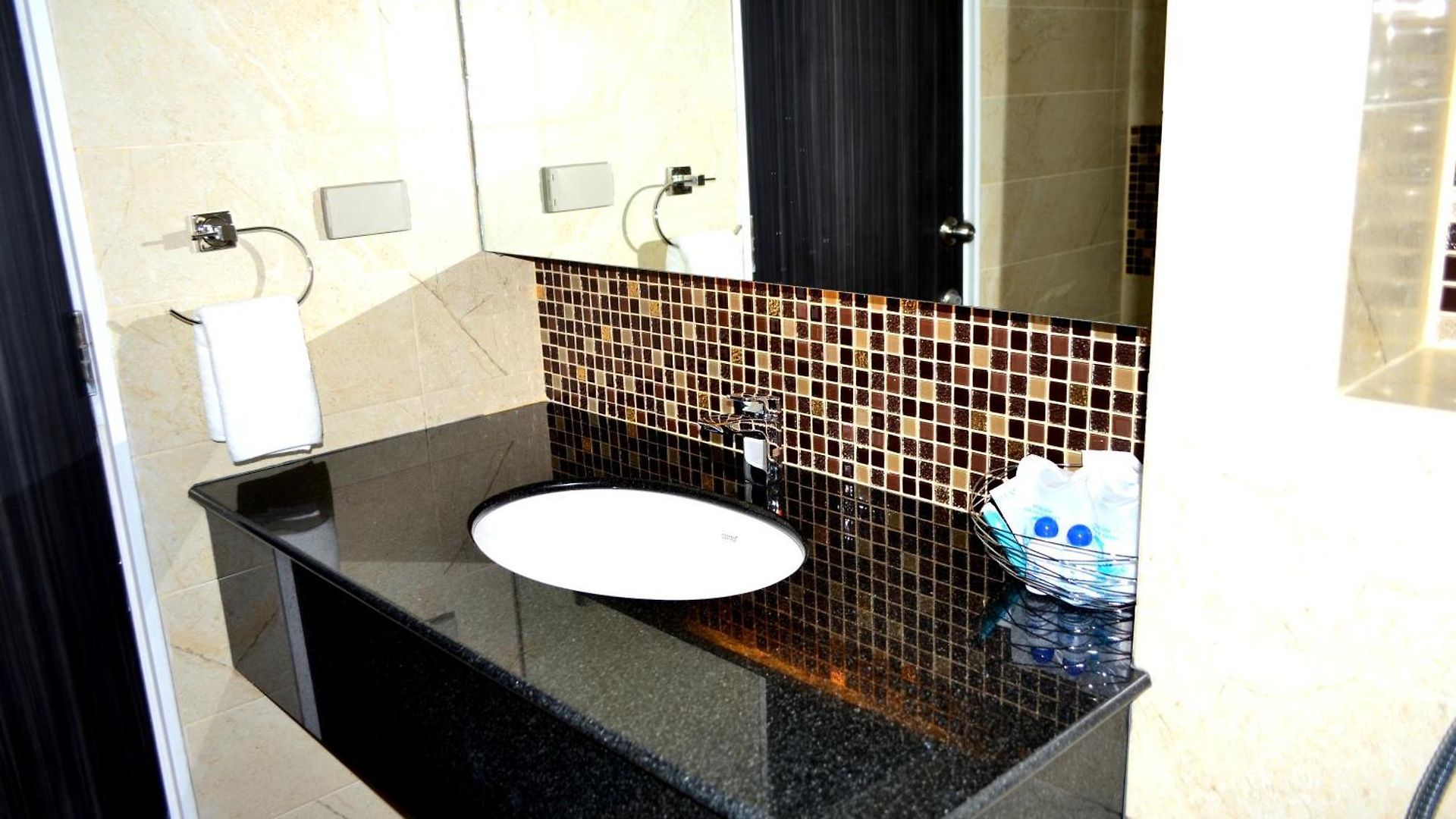 โรงแรม Flipper - Sha Extra Pattaya
