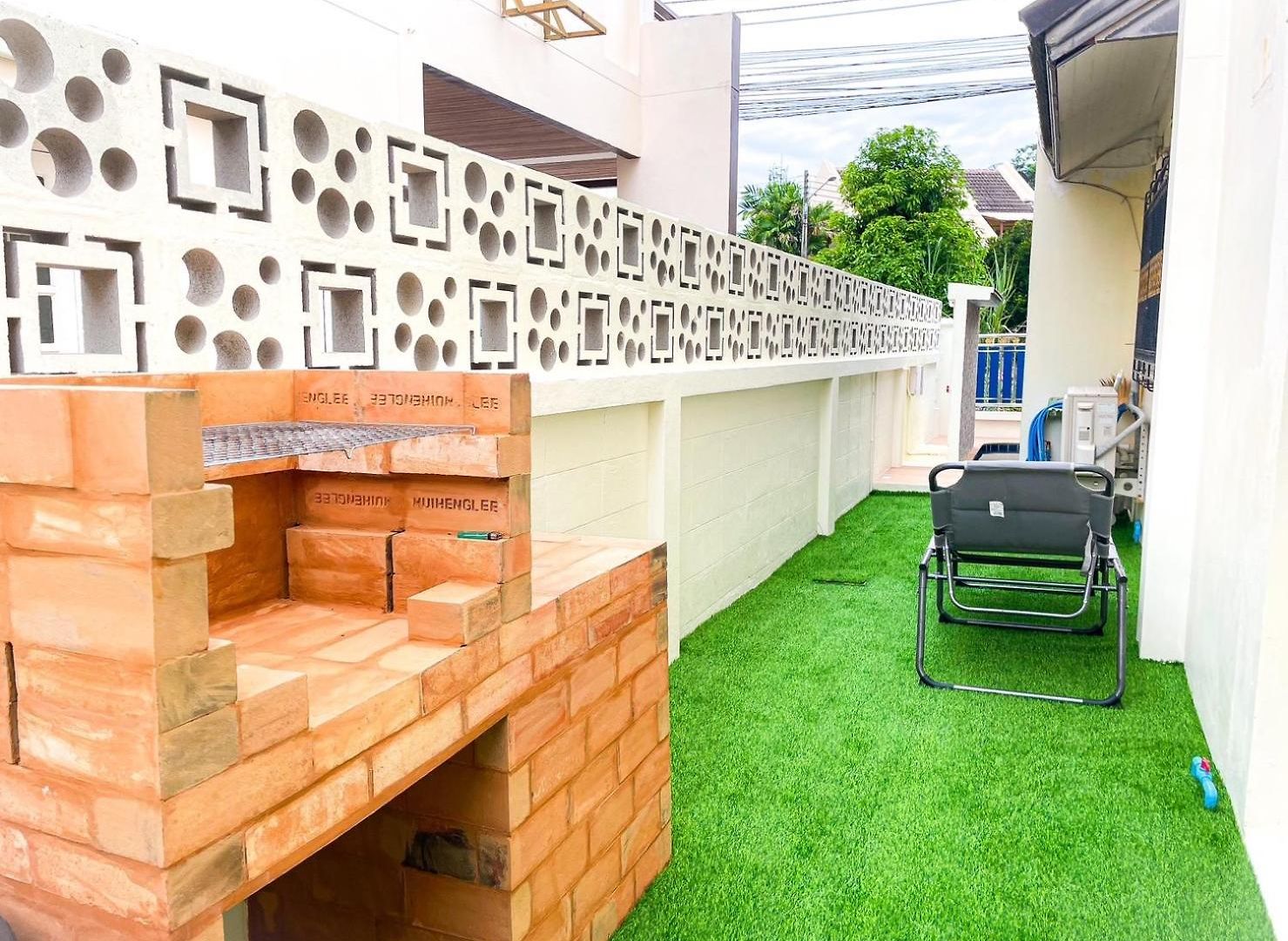 Kouac - House Walking Street 3 Bedrooms วิลล่า Pattaya