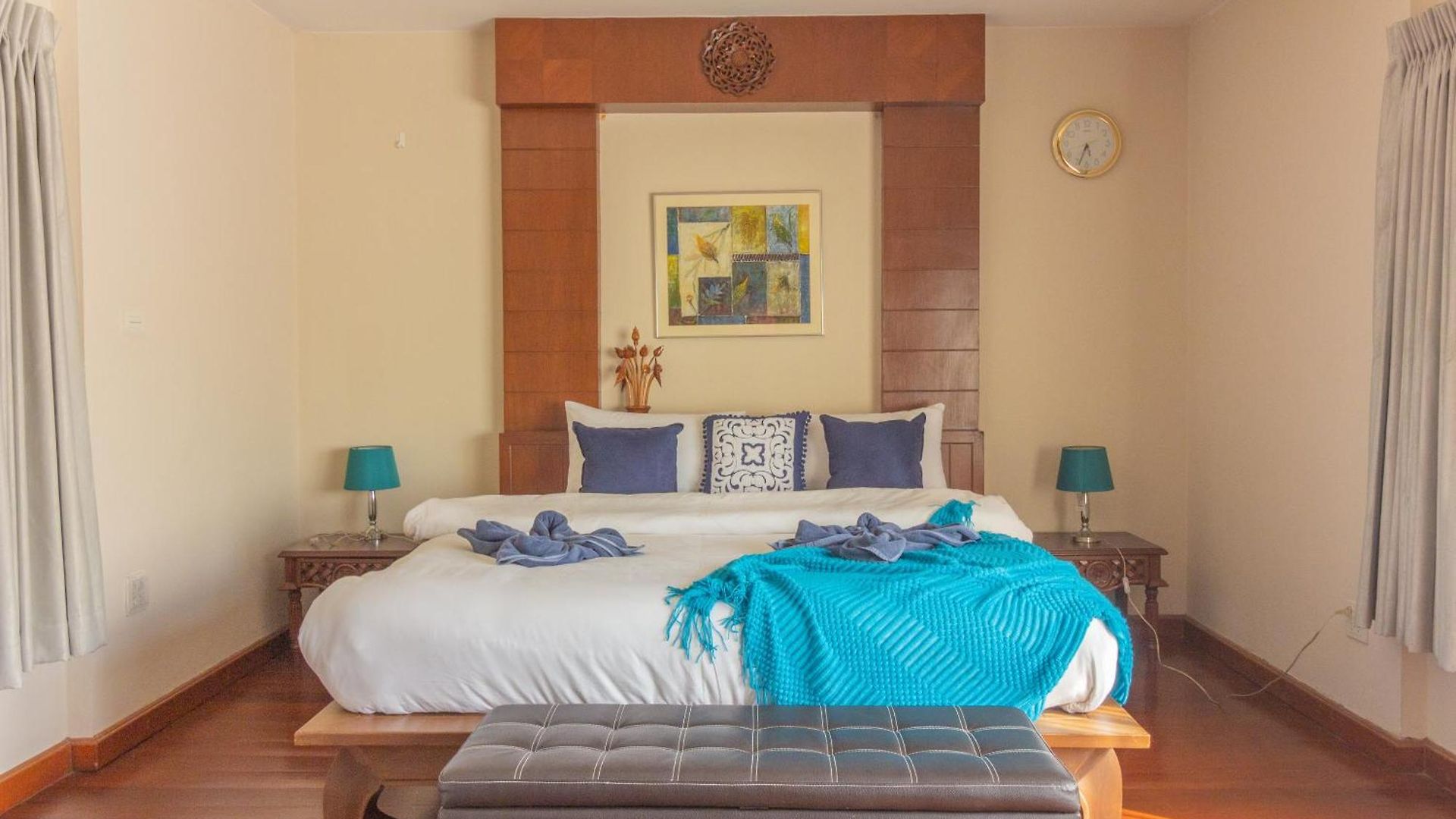 3br Bali Style Privatepool Near Main Road Large Pool