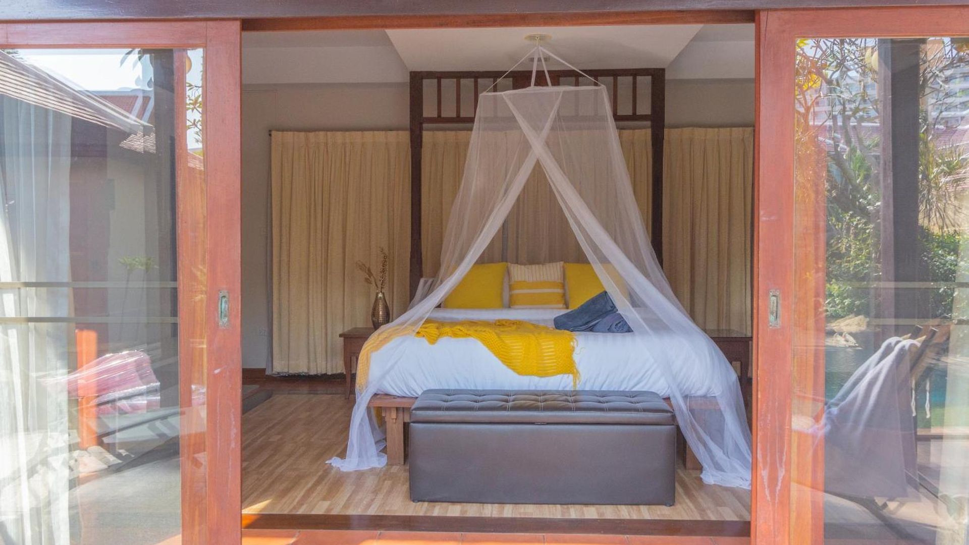 3br Bali Style Privatepool Near Main Road Large Pool Villa *