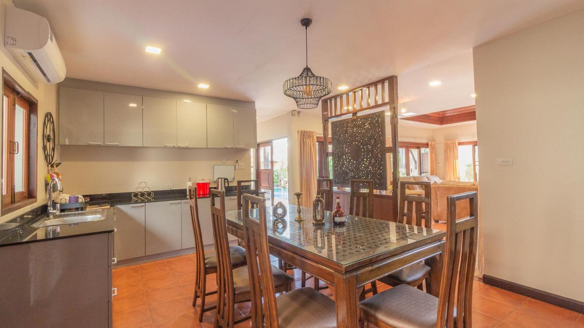 Villa 3br Bali Style Privatepool Near Main Road Large Pool