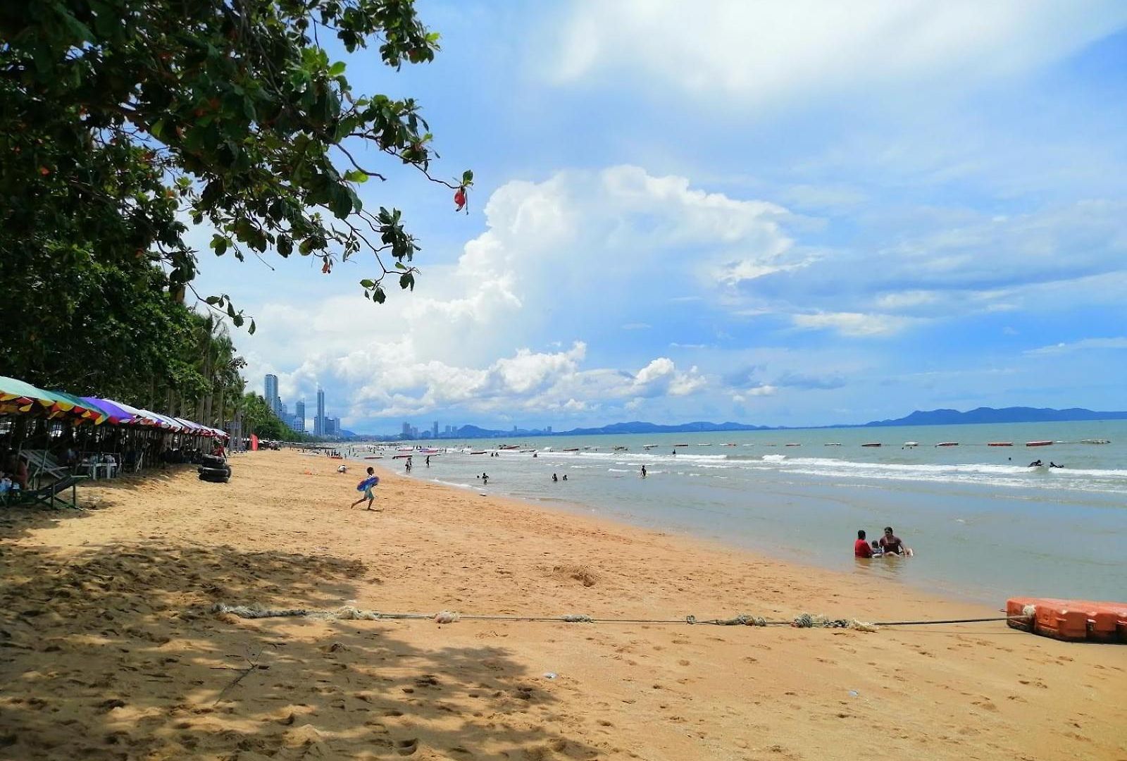 Kouac - House Walking Street 3 Bedrooms วิลล่า