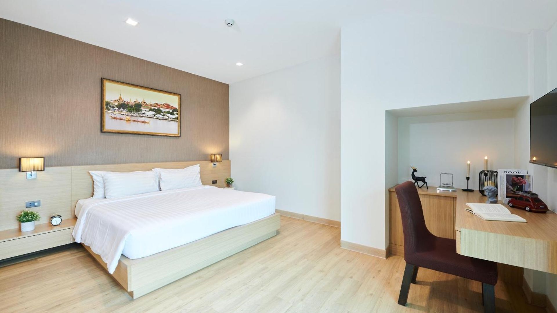 Adelphi 4* Pattaya