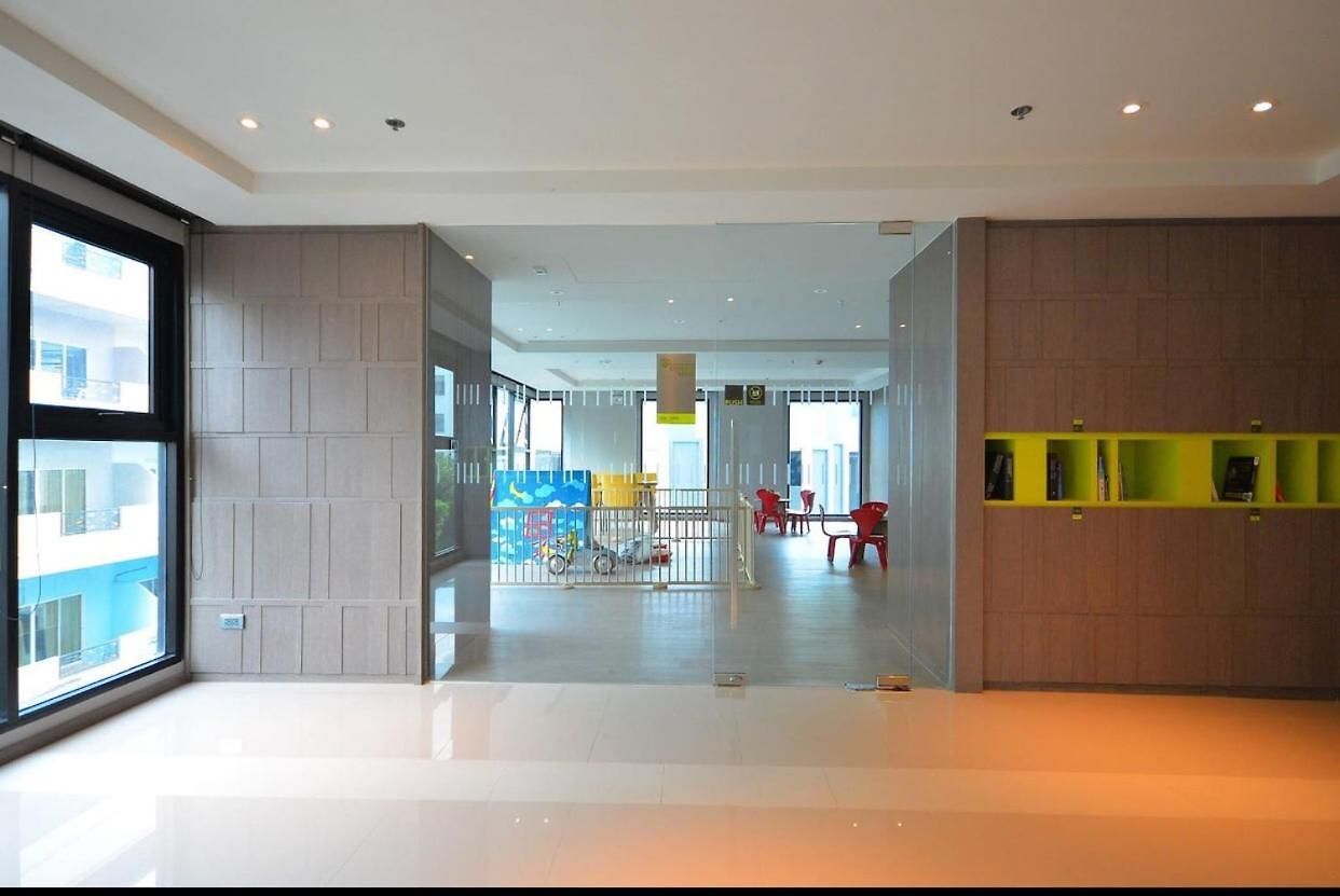The Base อพาร์ทเม้น *