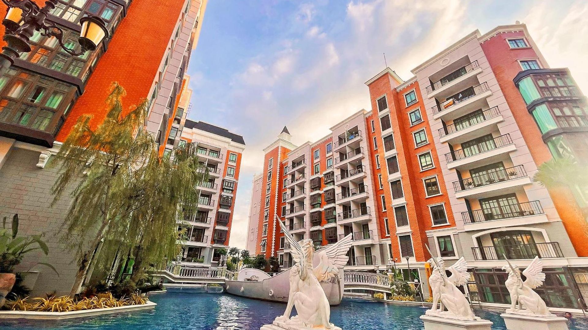 อพาร์ทเม้น Espana Vacation Jomtien & Yahaha Pattaya