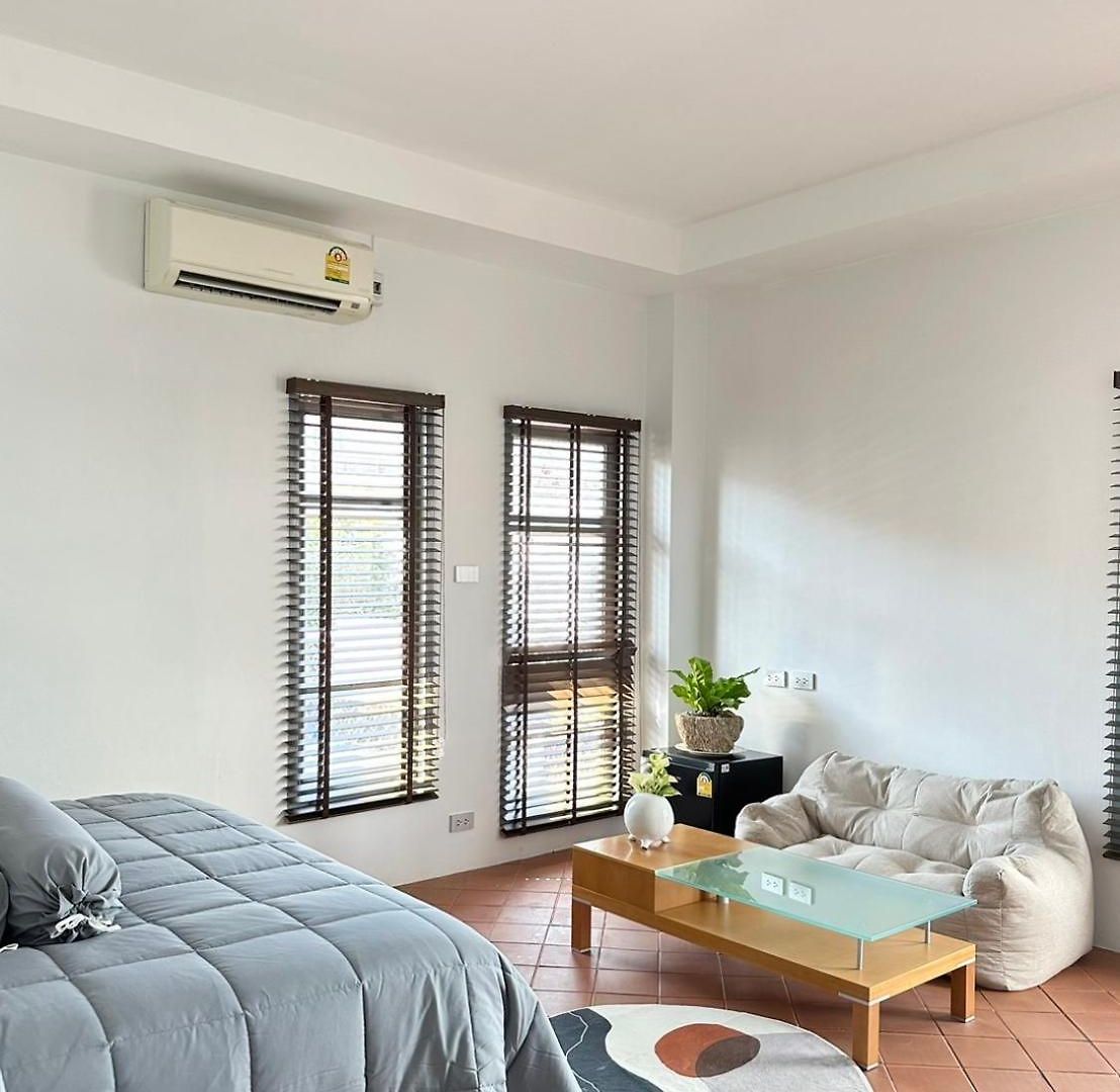 After-grad Poshtel โรงแรม