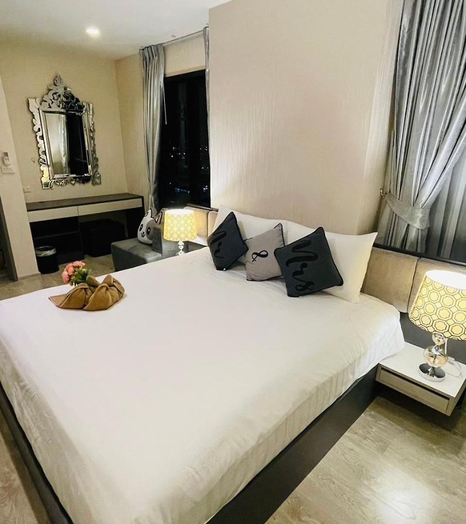อพาร์ทเม้น The Base 2 Bed 2 Bath By Numam *