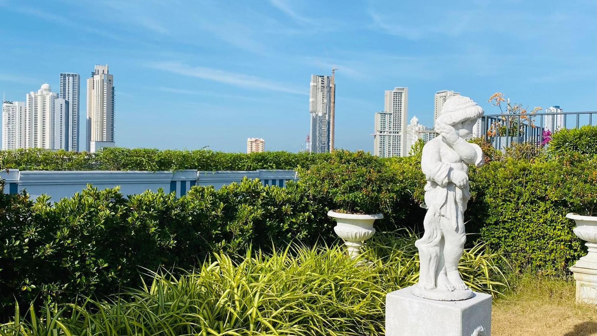 D Eco โรงแรม *