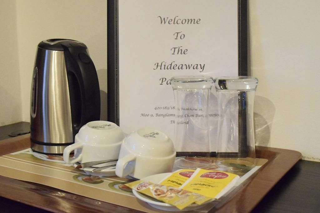 บ้านพัก Hideaway And Bar