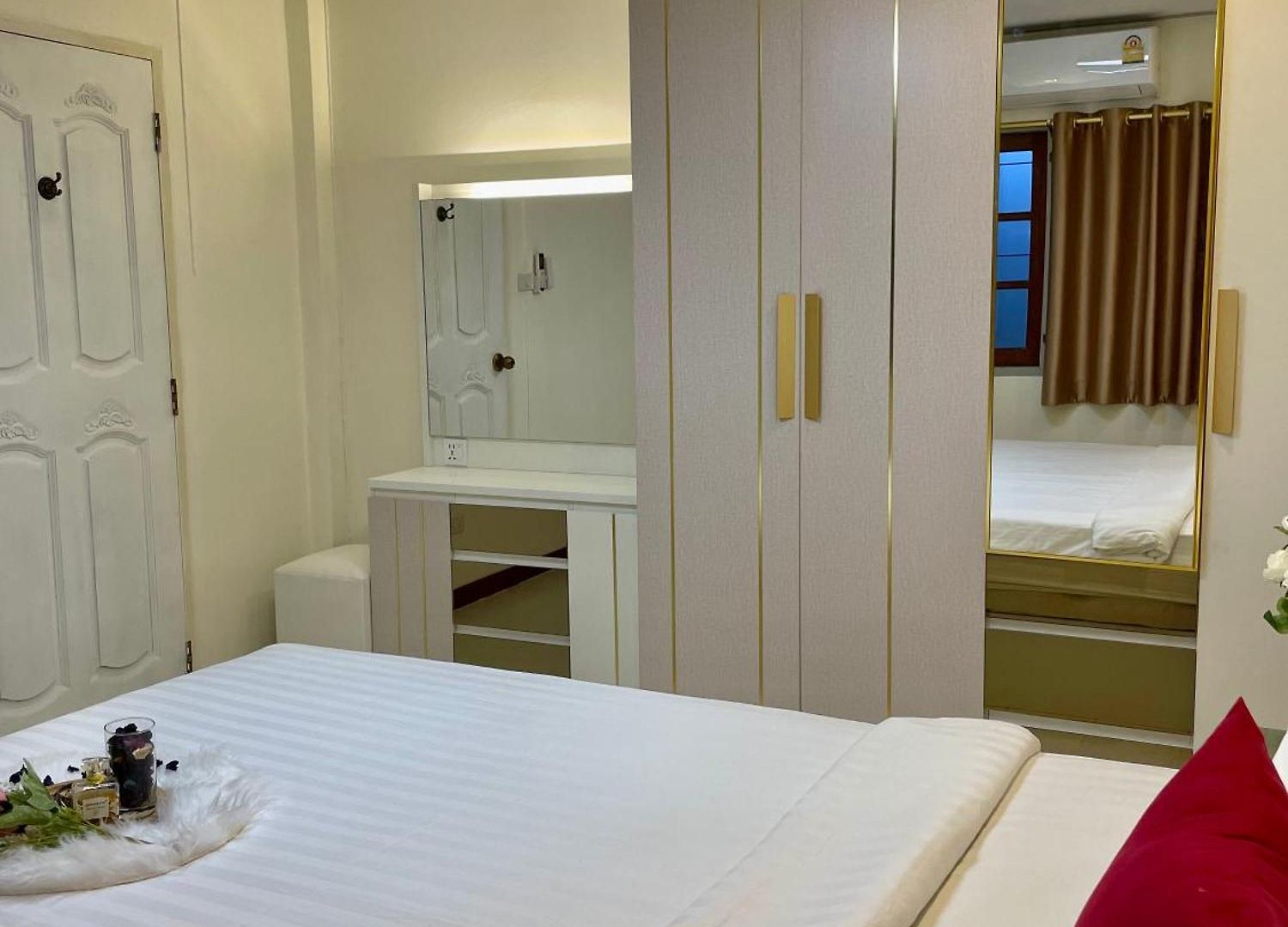 Pool Villa39a 300 Mater To Gate Exit วิลล่า Pattaya