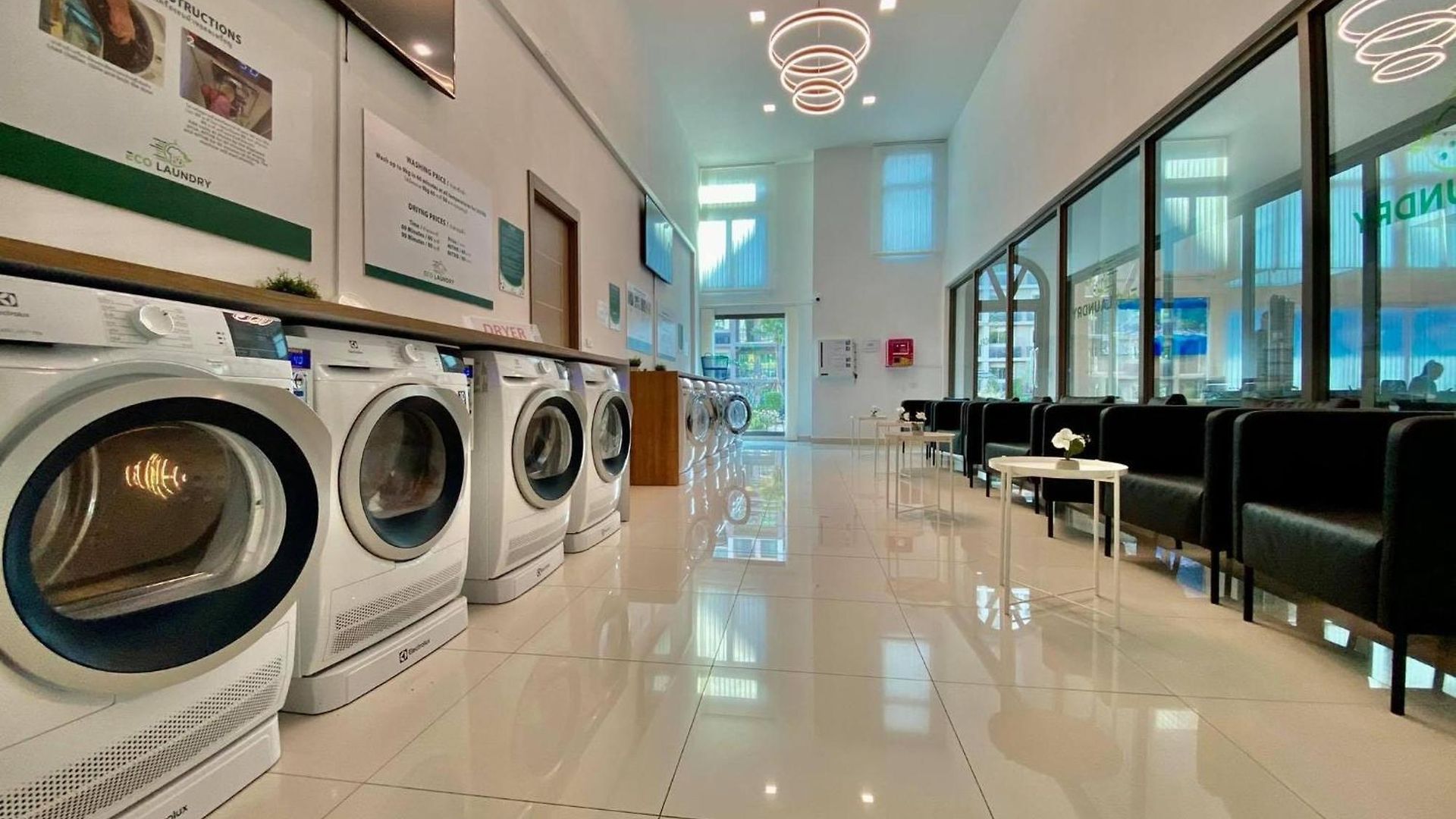 Arcadia Continental With Washing Machine * Pattaya