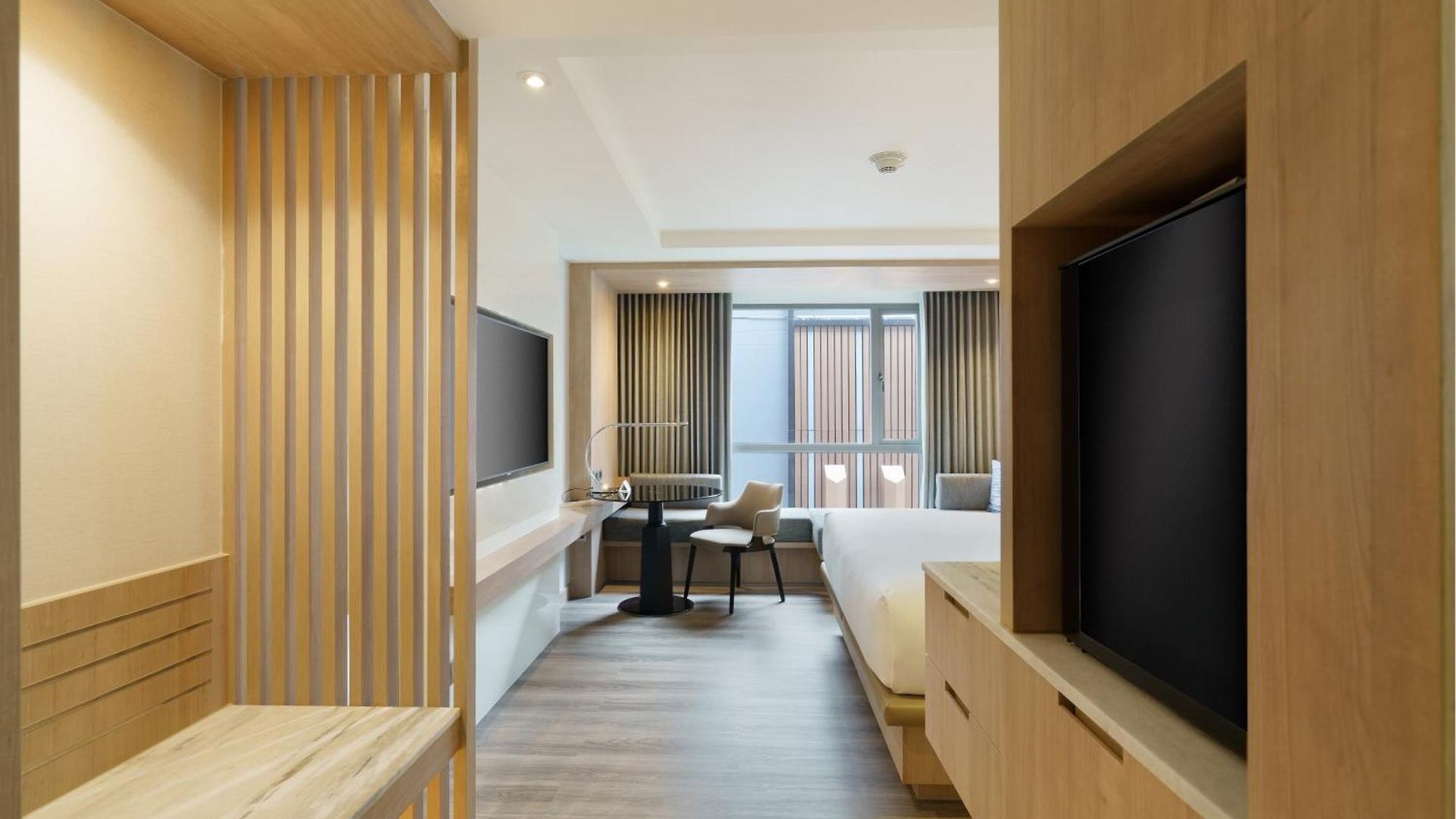 Courtyard By Marriott North Hotel 5*