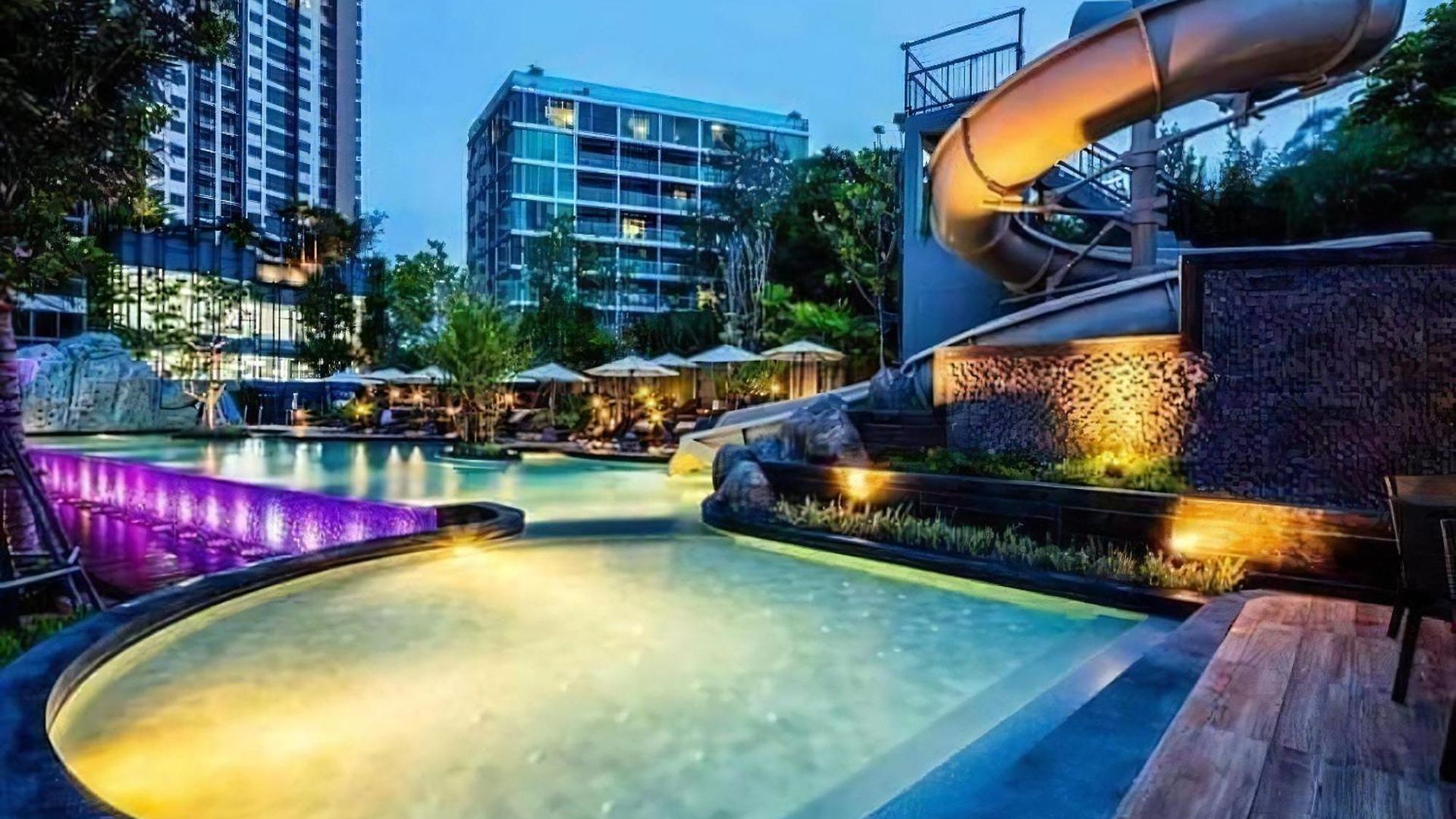 Unixx Seaview อพาร์ทเม้น *