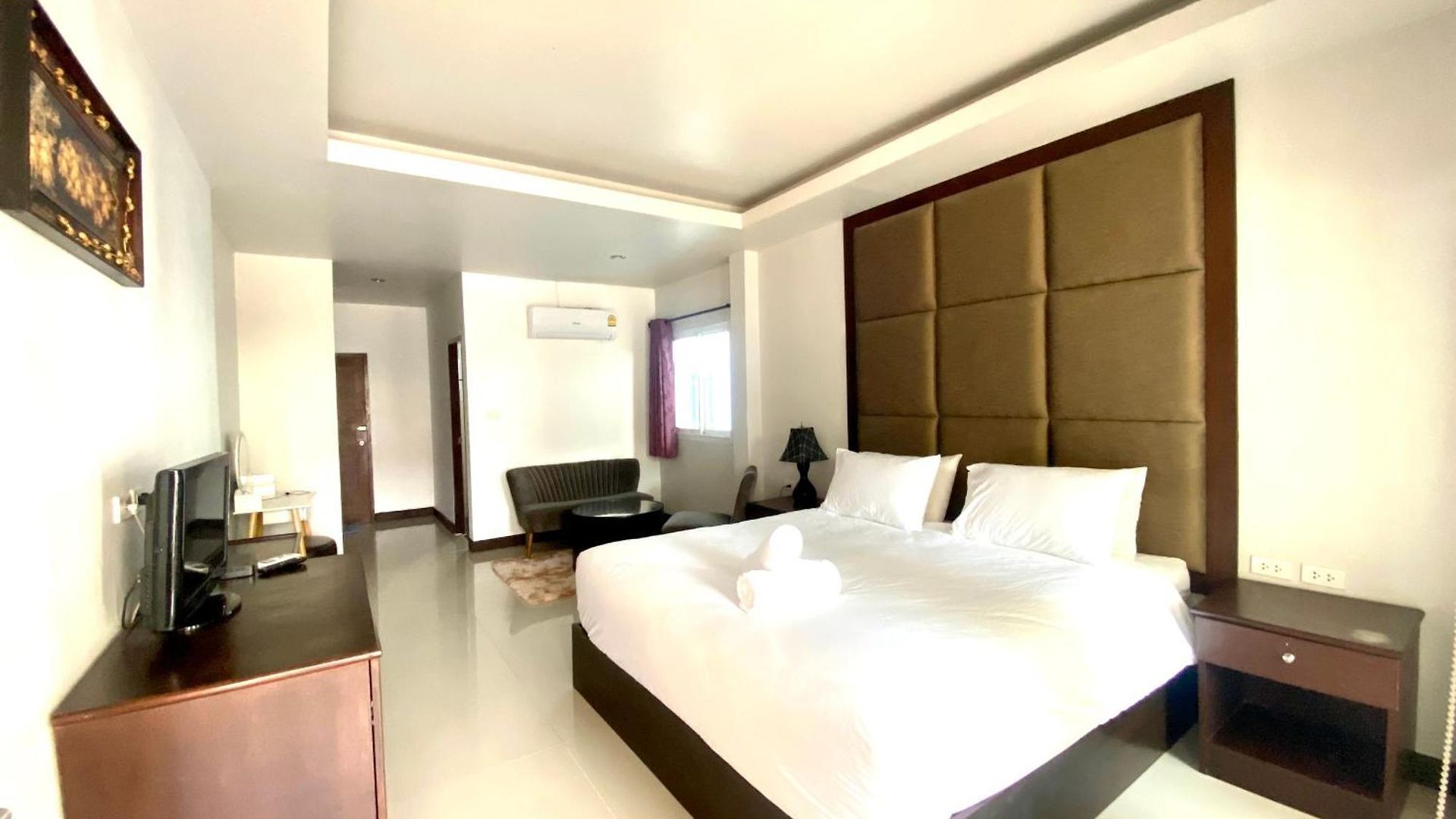 The Leaf&pool Kohlarn เดอะลีฟ&พลู ที่พักเกาะล้าน * Pattaya