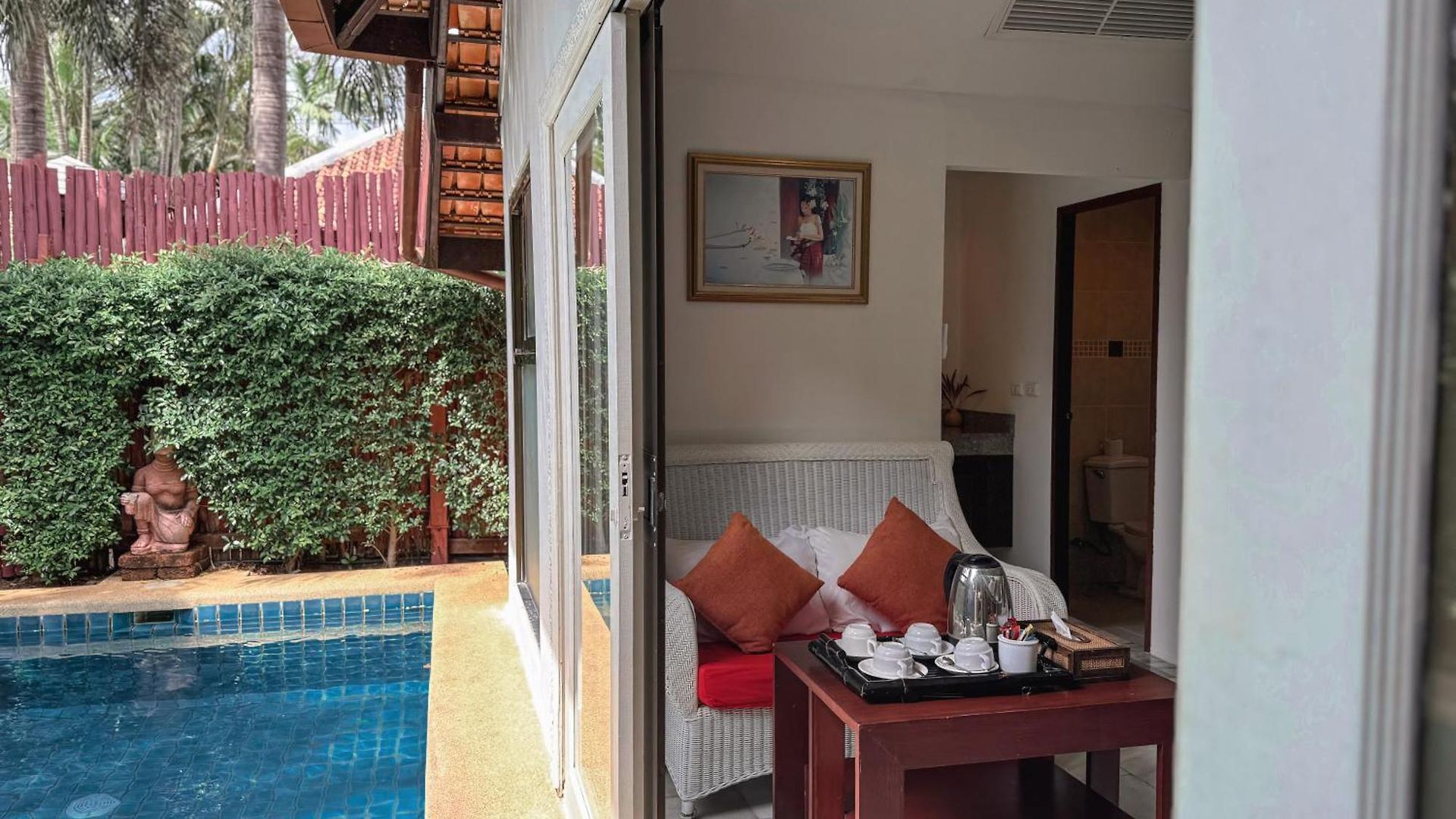 Raya Private Pool Pattaya