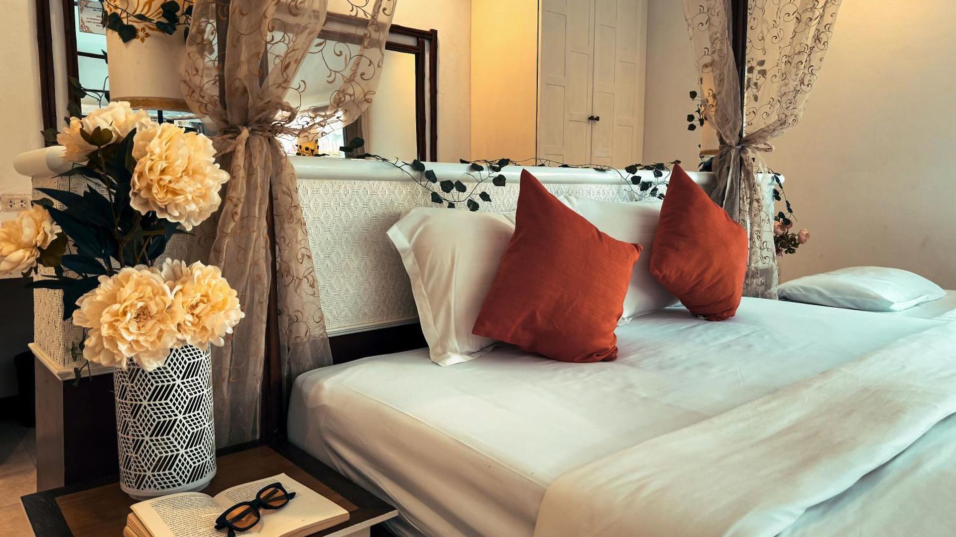Raya Private Pool โรงแรม Pattaya