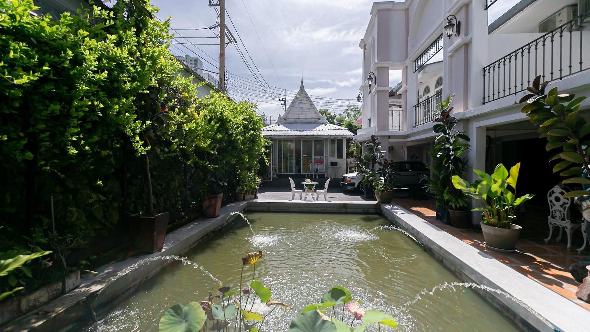 โรงแรม Wong Amat House 2*