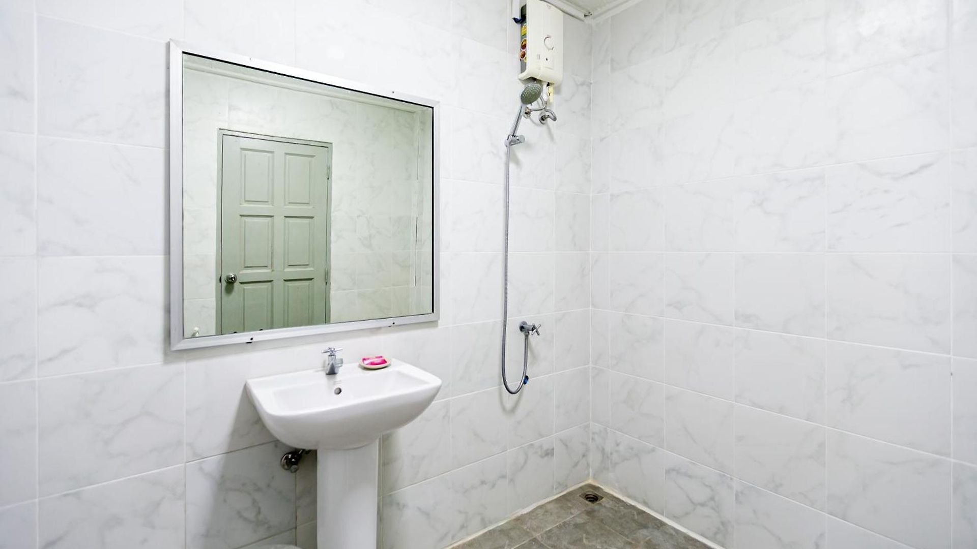 โรงแรม Wong Amat House