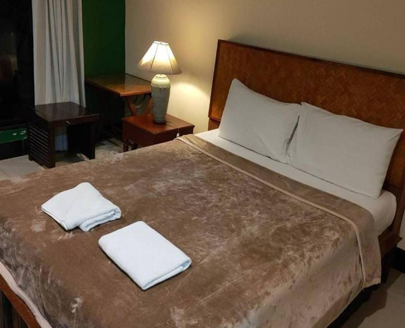 Deeden โรงแรม