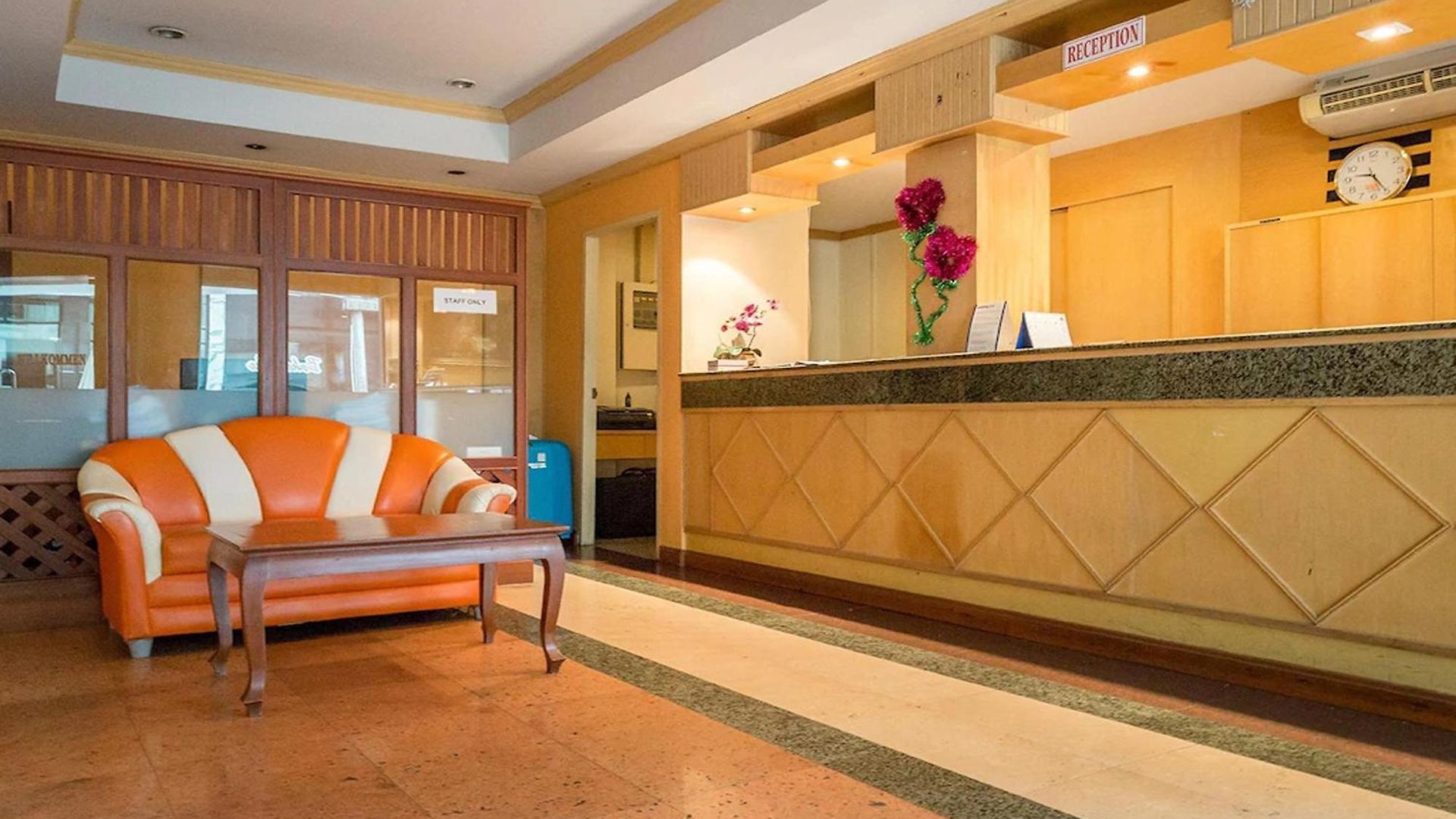 Eastiny Bella Vista โรงแรม 2*
