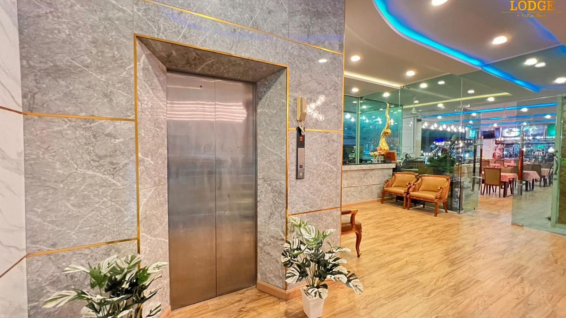 โรงแรม เดอะพรีวี่ Pattaya