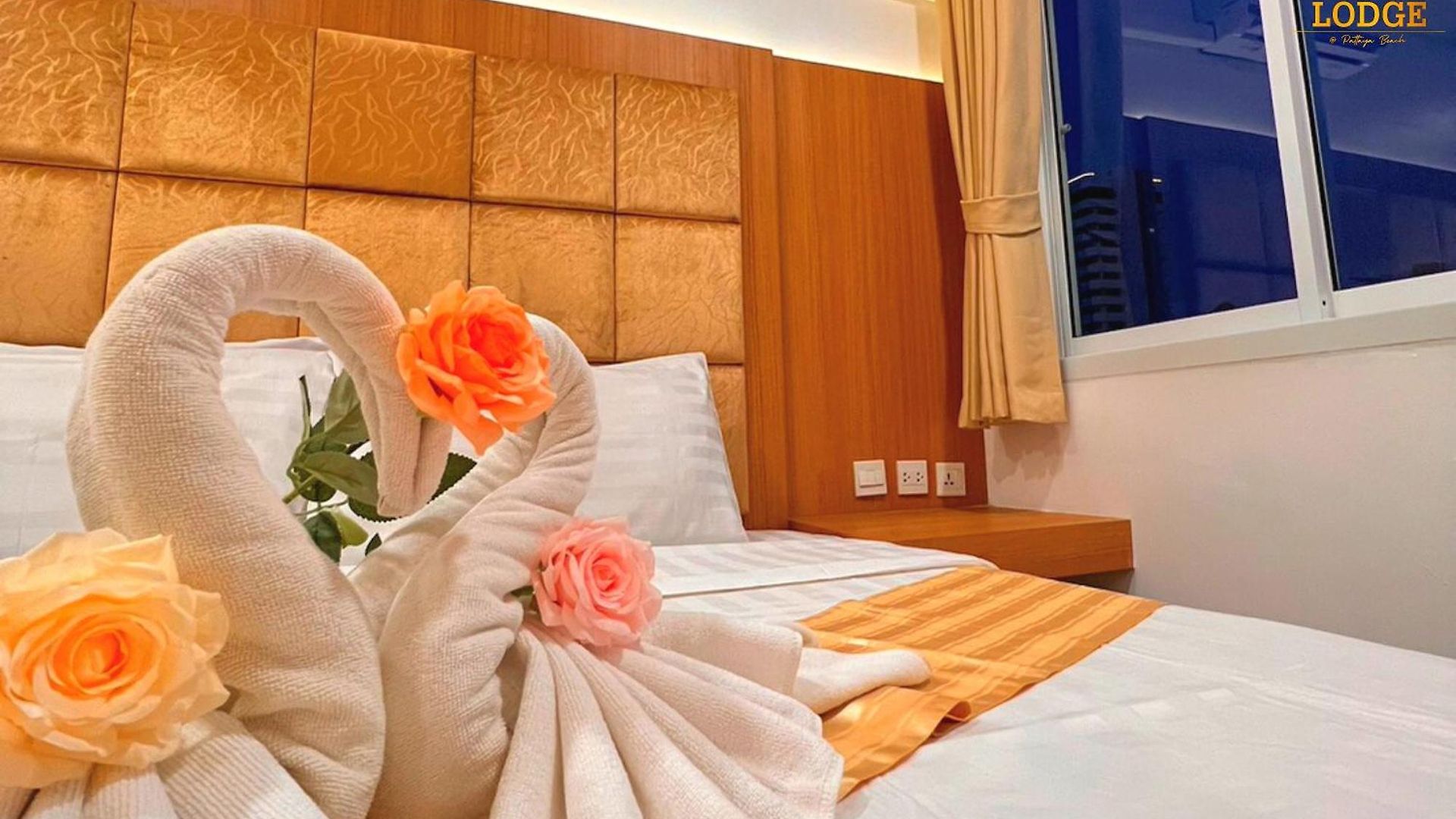 โรงแรม เดอะพรีวี่ 3*