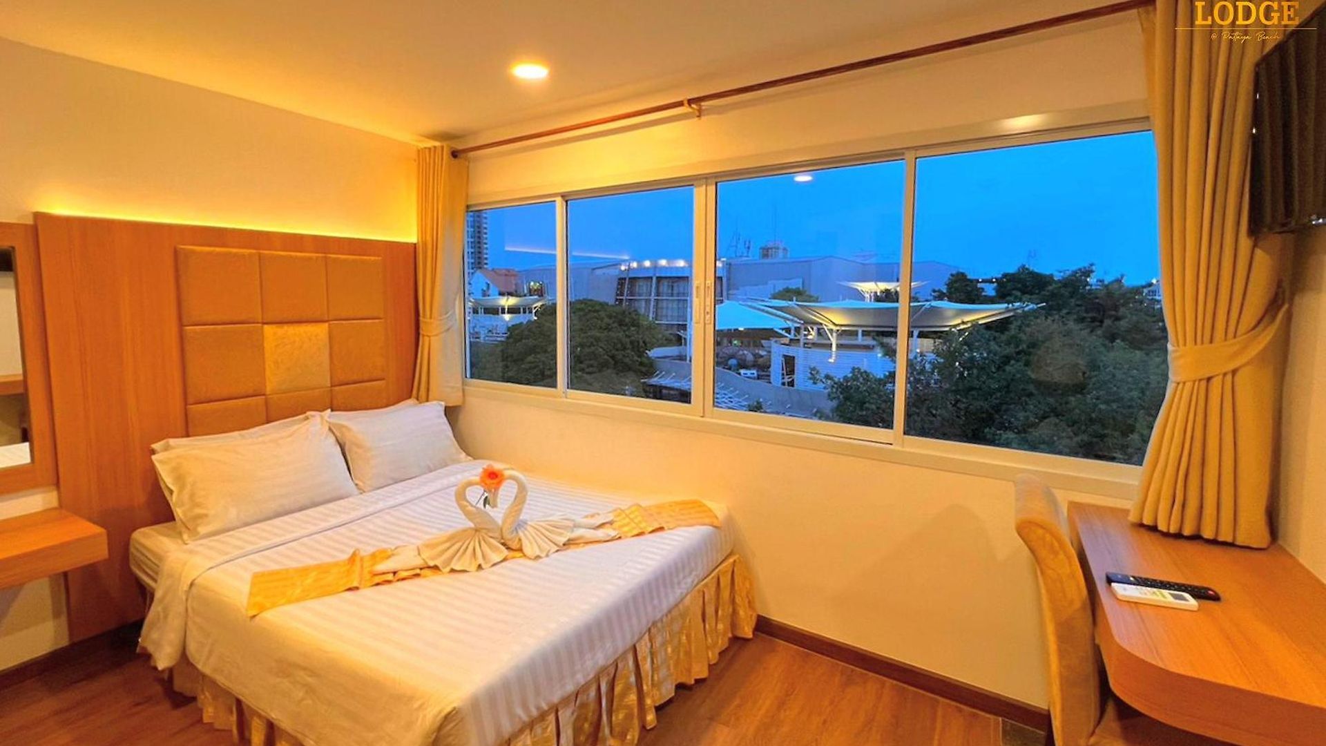 เดอะพรีวี่ โรงแรม Pattaya