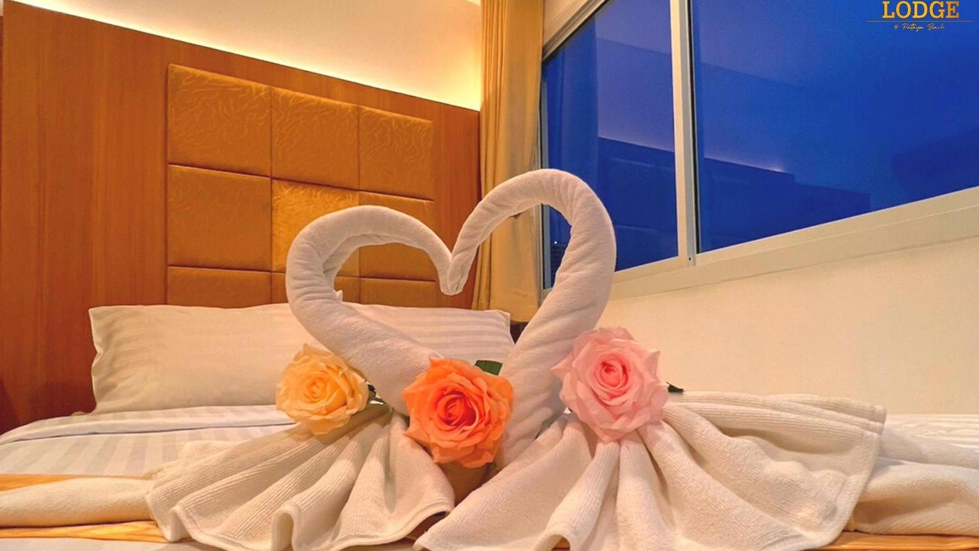 เดอะพรีวี่ โรงแรม