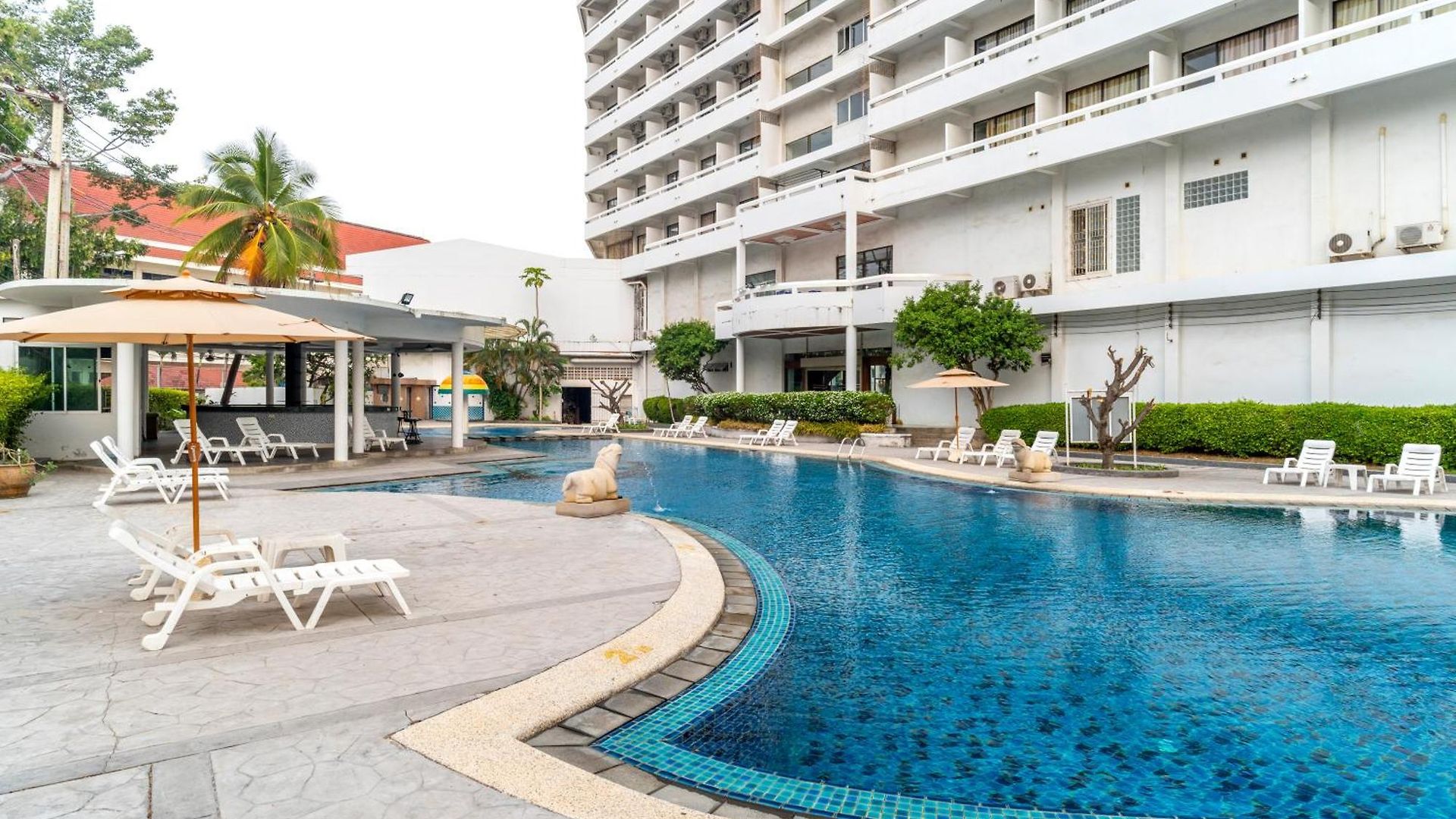 โรงแรมเวลคัม พลาซ่า 3* Pattaya