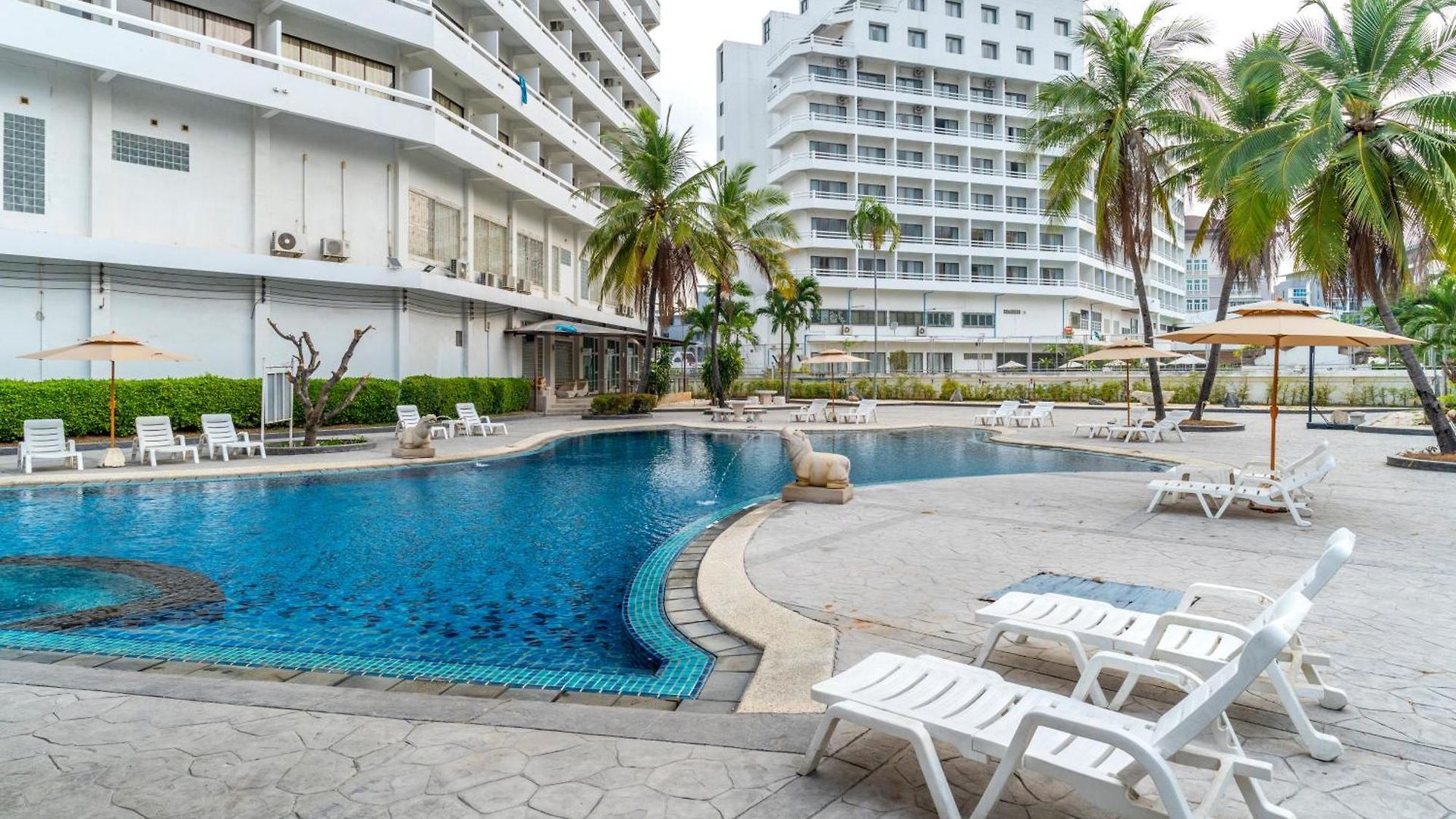 โรงแรม โรงแรมเวลคัม พลาซ่า