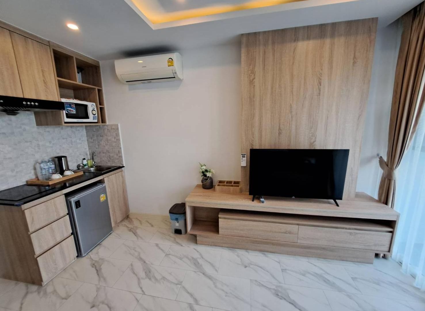 โรงแรม Deco North