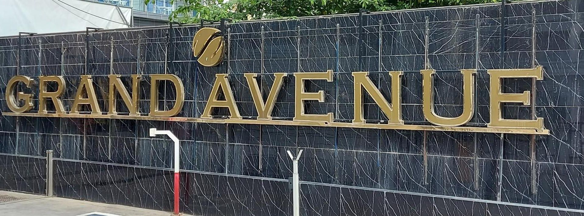 Grand Avenue - Pool-view Suite, 55sqm *