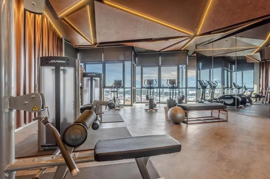 The Edge Seaview อพาร์ทเม้น