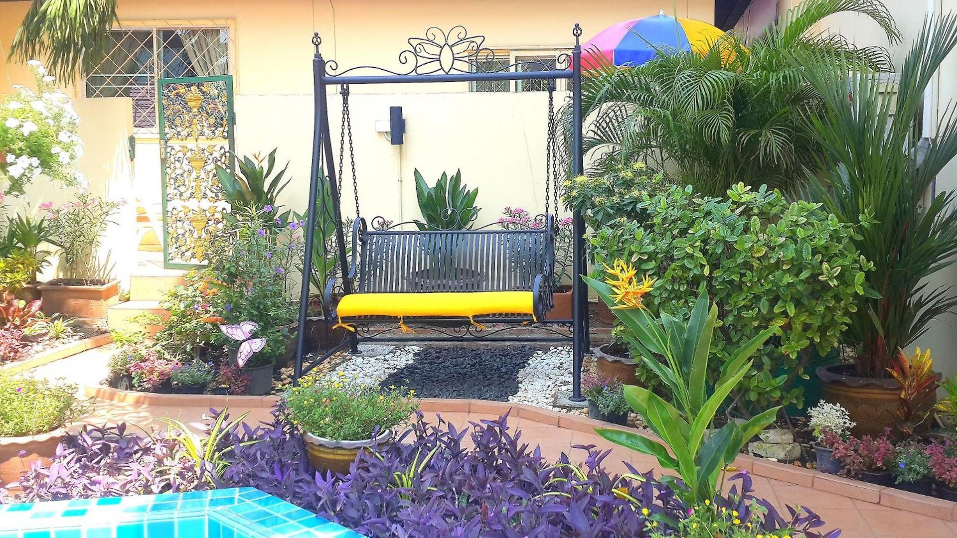 อพาร์ทเม้น Butterfly Garden Boutique Residences A Luxury Oasis & Lifestyle Destination By Neang The Amenities Want At An Affordable Price Ex Large 1-3 Bedroom Free Wifi Rain Shower Bath Staff 24-7 *