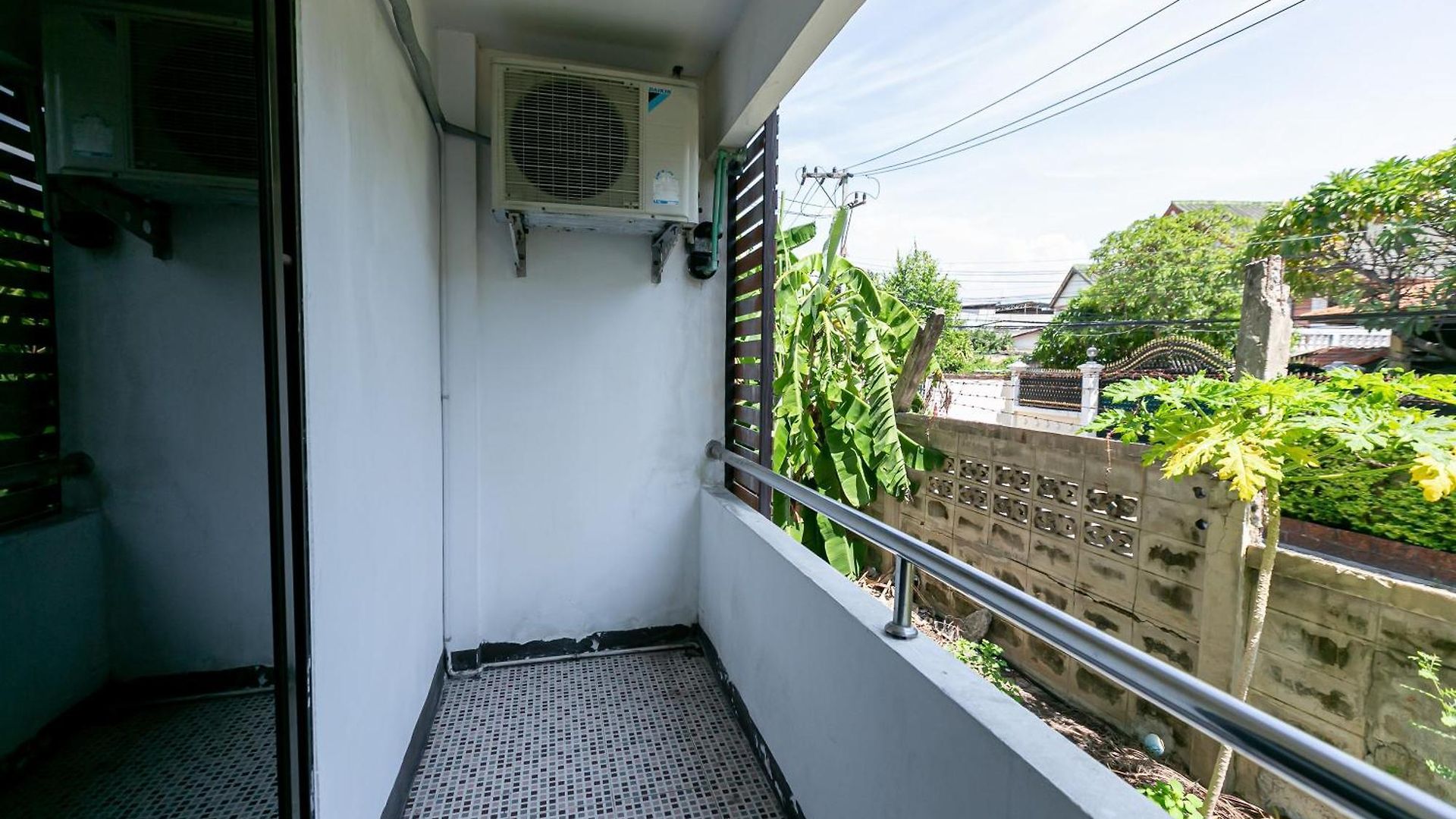 Deeden โรงแรม
