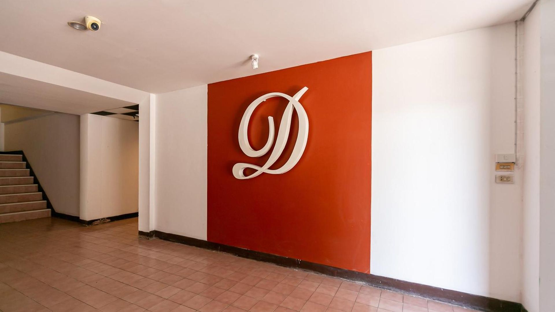 โรงแรม Deeden 3*