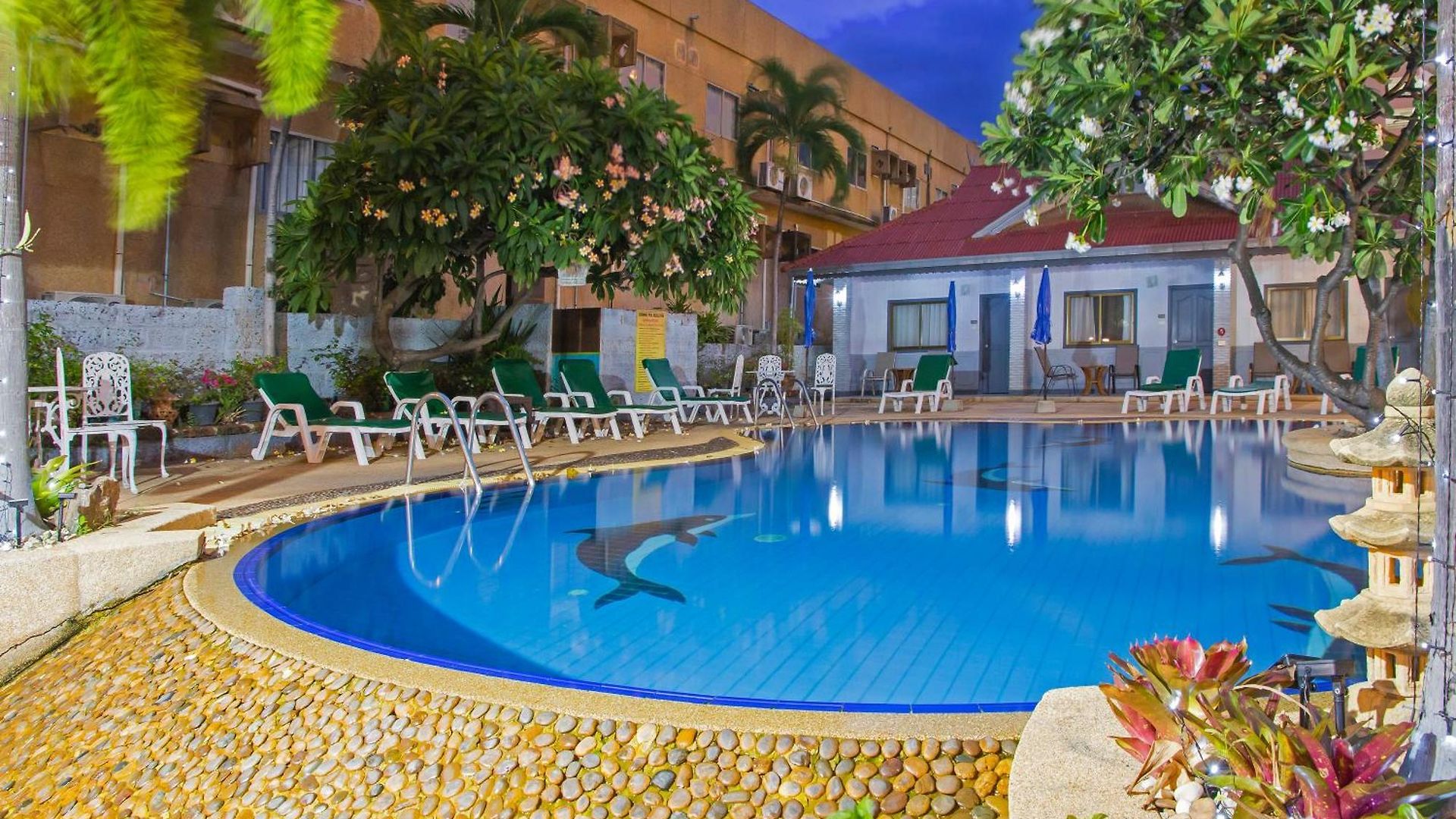 S Formally Sabai โรงแรม